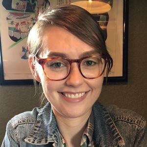 Meet your Posher, Evangeline